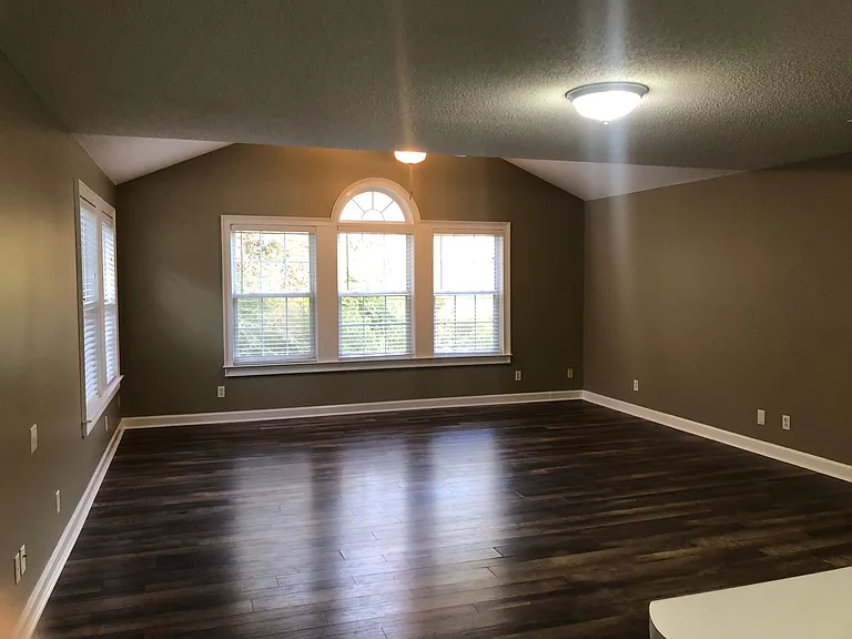4323 Lotus Ct — Photo 7