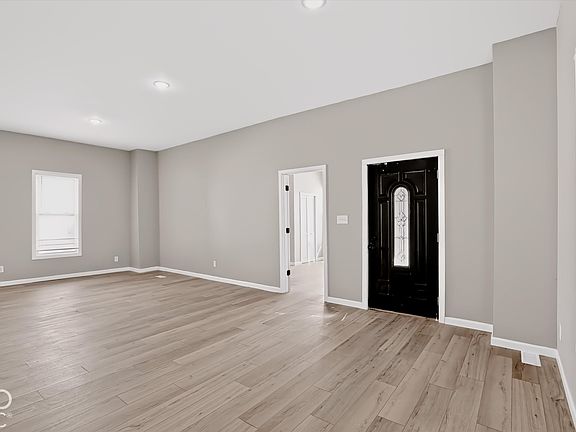 3rd image of 2614 N Olney St