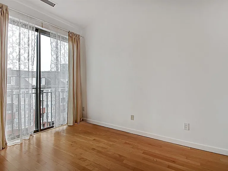26 Avenue At Port Imperial #402 — Photo 7