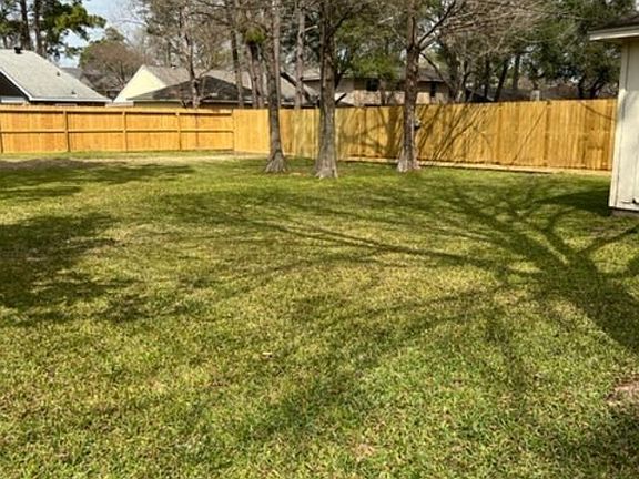 5th image of 8415 Pine Shores Dr