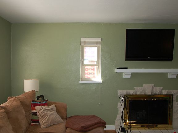3rd image of 441 East Dr