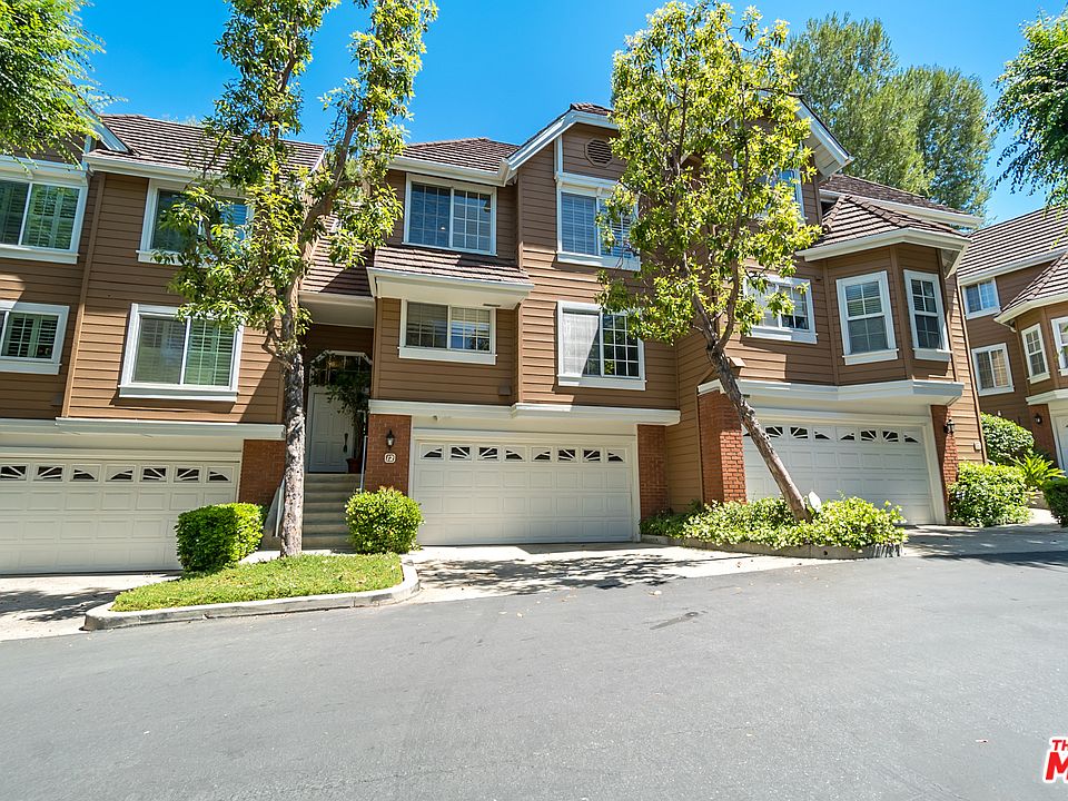 1st image of 20950 Oxnard St APT 12