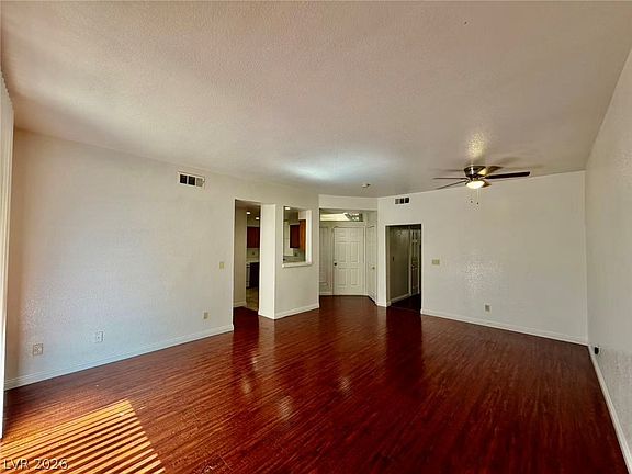 4th image of 5155 W Tropicana Ave Unit 1045