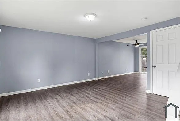 2 bed, 1200 sqft, $1,350 — Photo 3
