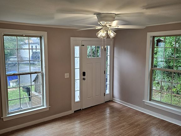 3rd image of 300 Knolls St