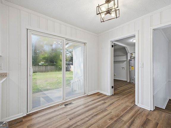 5th image of 1703 Sewell Cir