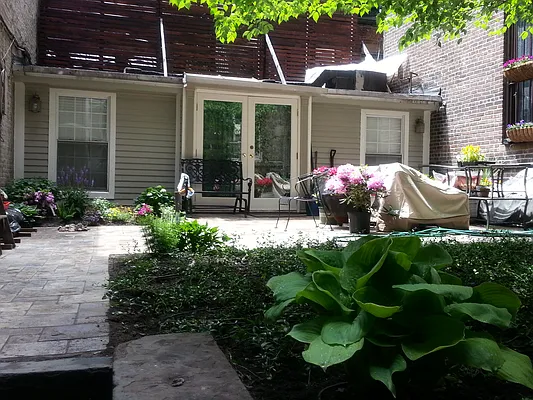 Rented by Allen Harris, LREB | media 1