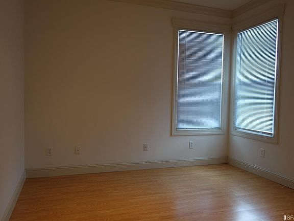 3rd image of 399 S Van Ness Ave #399