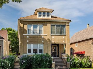 9422 S Calumet Ave, Chicago, IL 60619