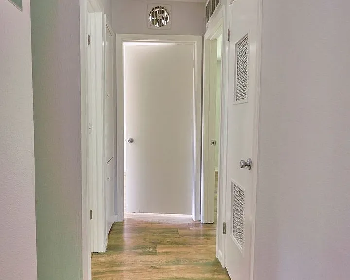 110-122 San Angelo Blvd #118 — Photo 26