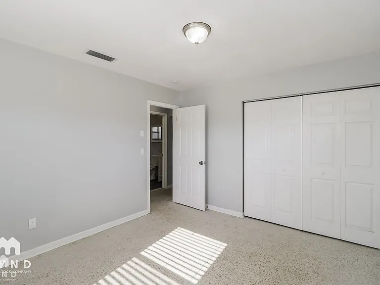 7088 Spring Hill Dr — Photo 10