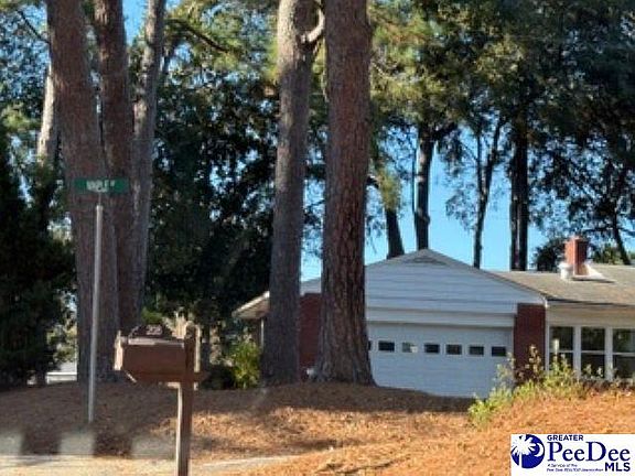 2nd image of 106 Huckleberry Dr
