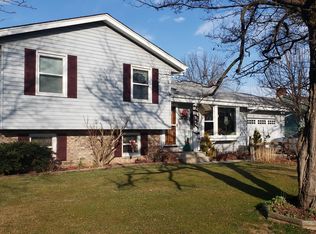 8736 Old Spring St, Racine, WI 53406
