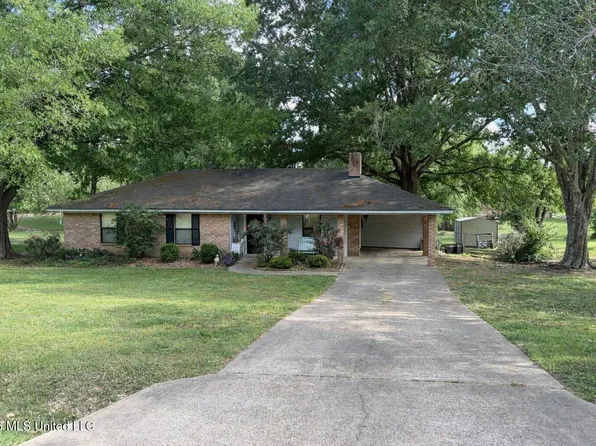 130 E Richland Cir, Richland, MS 39218