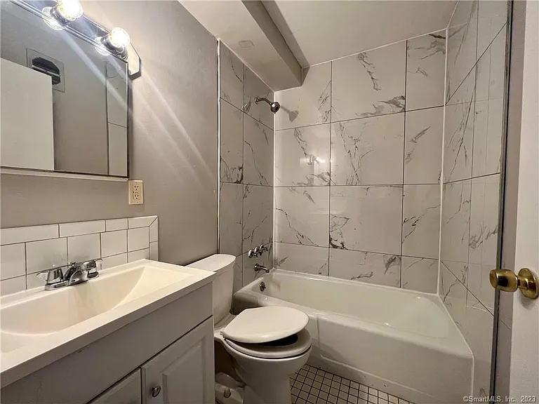 85 Union Ave #A5 — Photo 5
