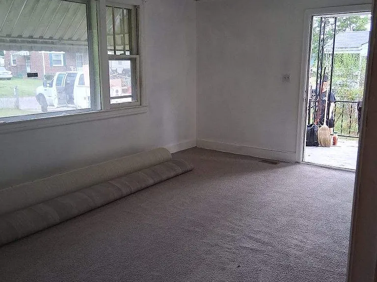 121 Brookland Cir — Photo 8