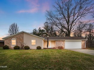 2630 Snowberry Ln, Lima, OH 45806