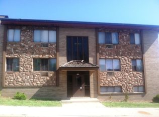 9204 W Lincoln Ave #6, Milwaukee, WI 53227