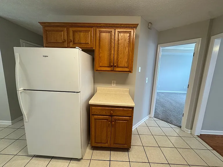 7002 Oak Side Ct — Photo 10