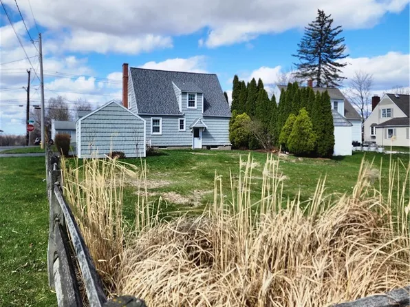 5378 Bear Rd, North Syracuse, NY 13212