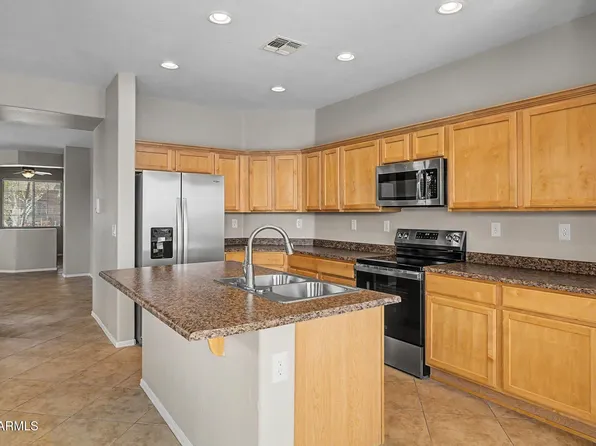 3745 W Amber Nickole Court, Phoenix, AZ 85086