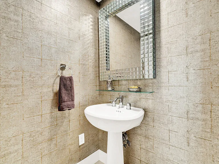 1 N Ocean Blvd #1007 — Photo 23