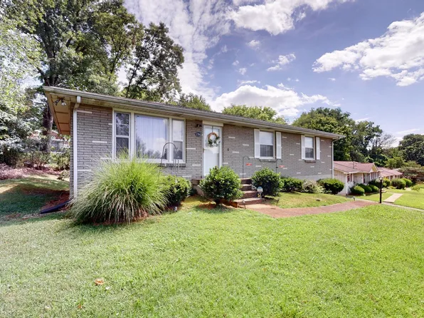 1704 Welcome Ln, Nashville, TN 37216