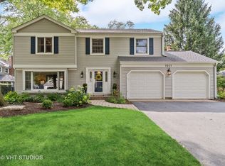 1621 Indian Trail Dr, Naperville, IL 60565