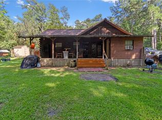 100 Fawn Dr, New Waverly, TX 77358