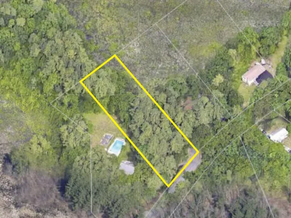 60 Walnut Hill Road, Derry, NH 03038