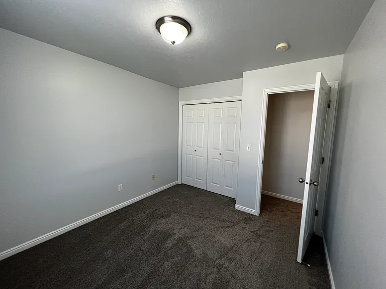 1517 W 600 N — Photo 8