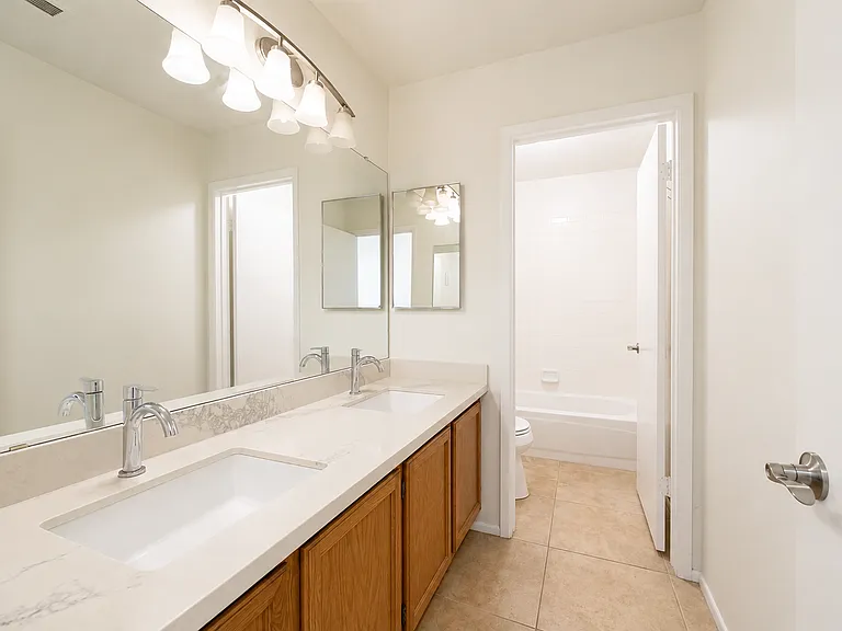 18232 N 45th St — Photo 12