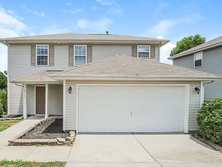 6913 Seney Dr — Photo 1
