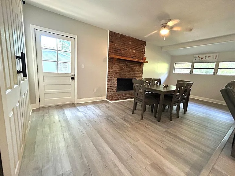 3919 SW 21st St — Photo 11