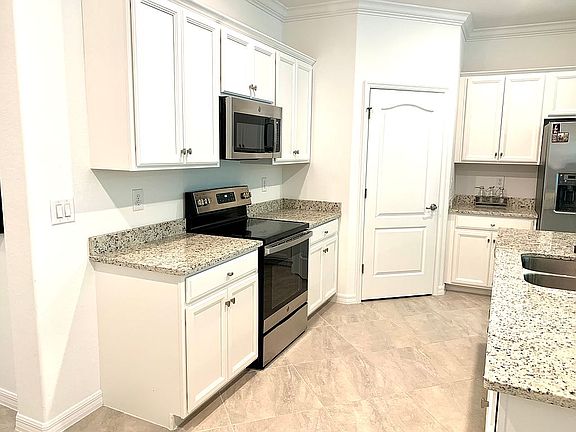4th image of 16318 Bonita Landing Cir