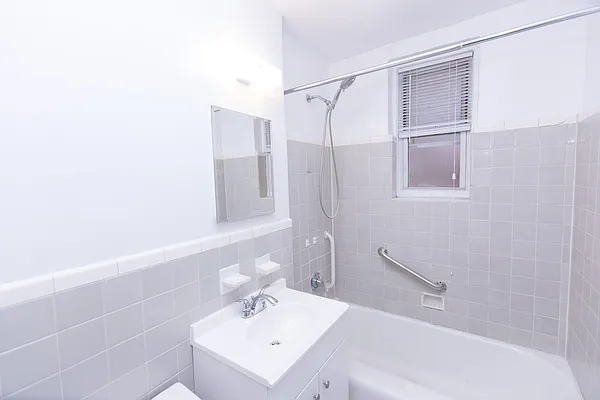 Sold by Re/Max In The City | media 40