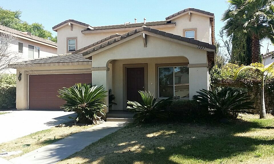 2nd image of 1247 Calistoga Ave