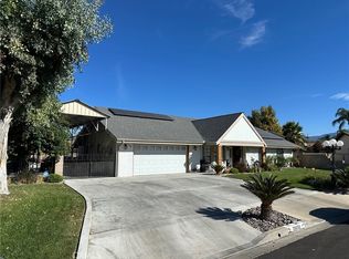 26650 E Del Rosa Dr, Hemet, CA 92544