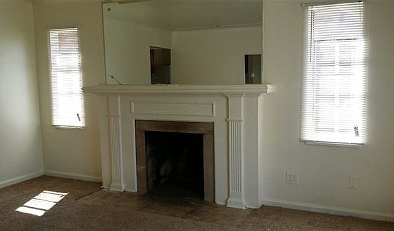 6. 111 Elizabeth Lake- Fireplace