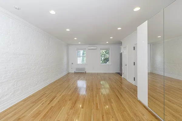 Rented by Corcoran | media 13