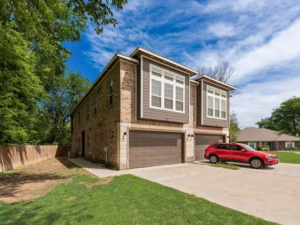 215 Idle Creek Ln, Desoto, TX 75115