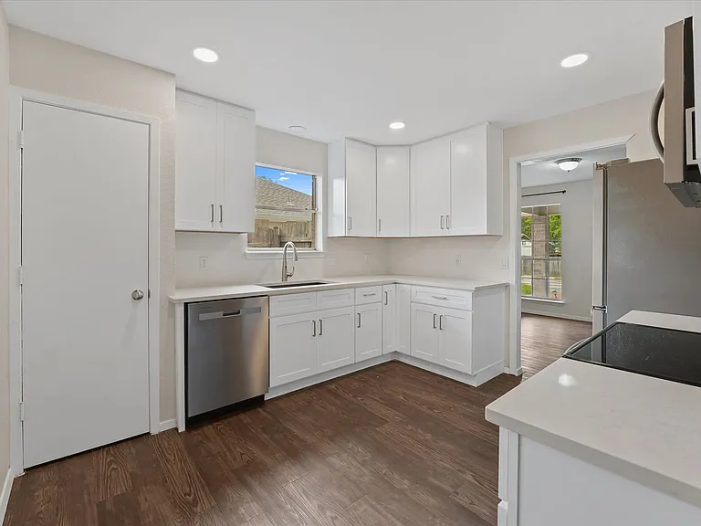 4007 Ridgebrook Dr #4007 — Photo 8