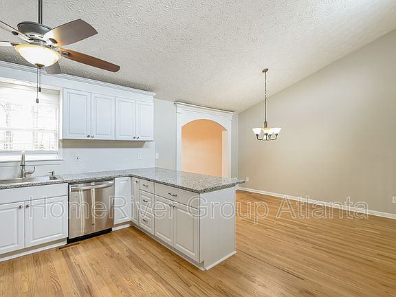 4th image of 4058 Landress Way