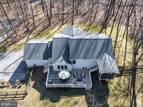 4th image of 536 Eikon Ln