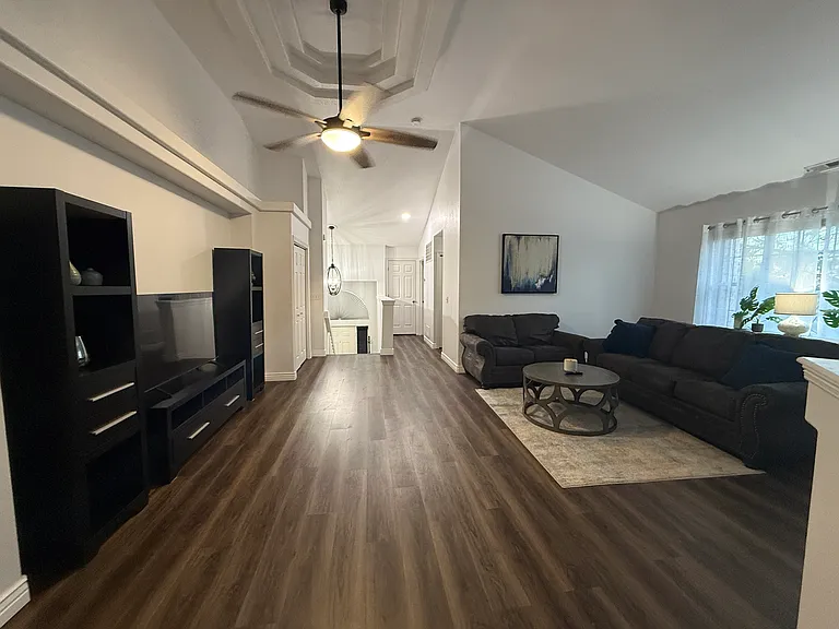 4901 S Ammons St #7B — Photo 8
