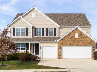 570 Sunbury Meadows Dr, Sunbury, OH 43074