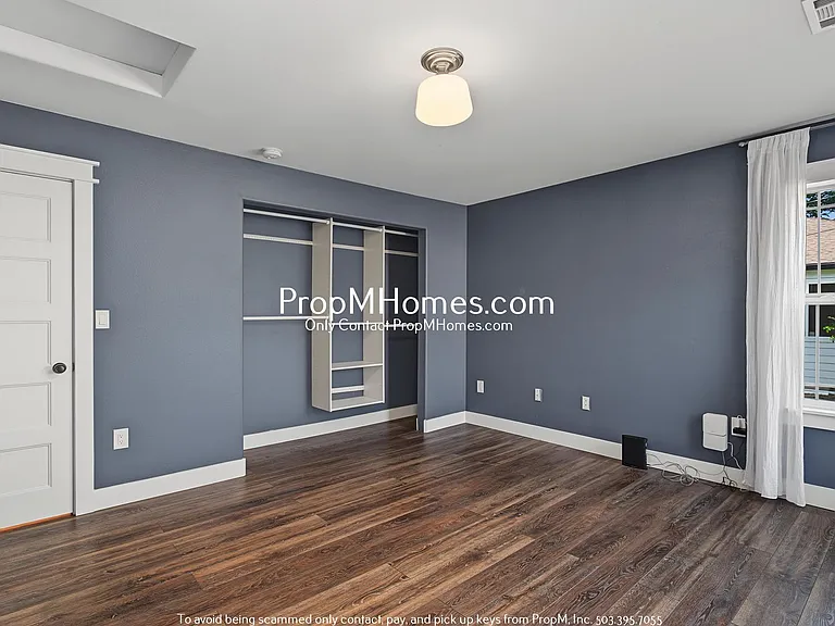 503 NE Birchwood Ter — Photo 17