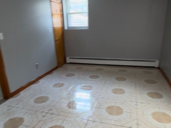 25 Duval St APT 2B