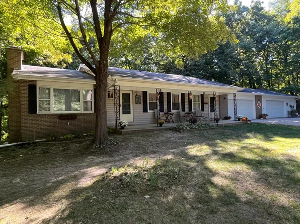 865 Windsor Pl, Varna, IL 61375