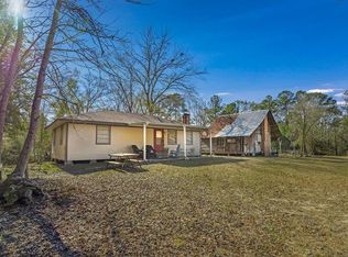 893 Capps Rd, Huntington, TX 75949